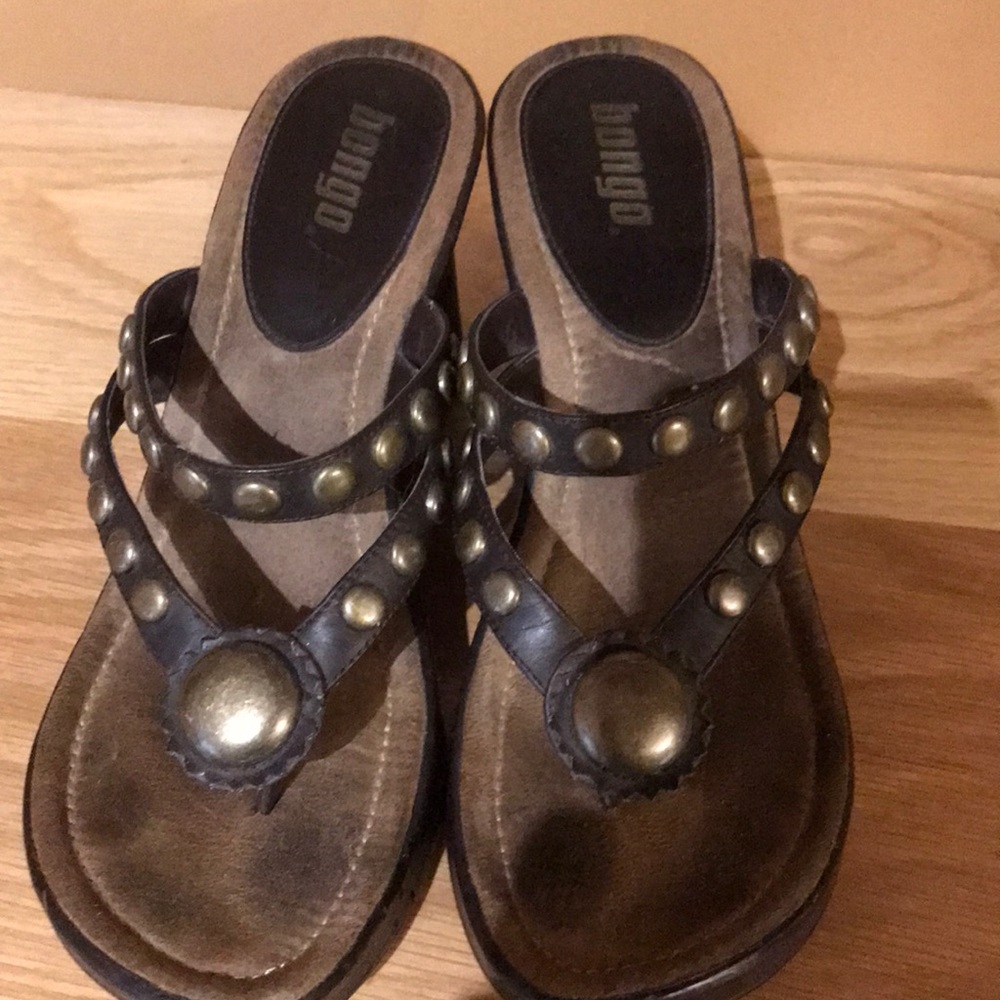 Bongo Wedge Sandal